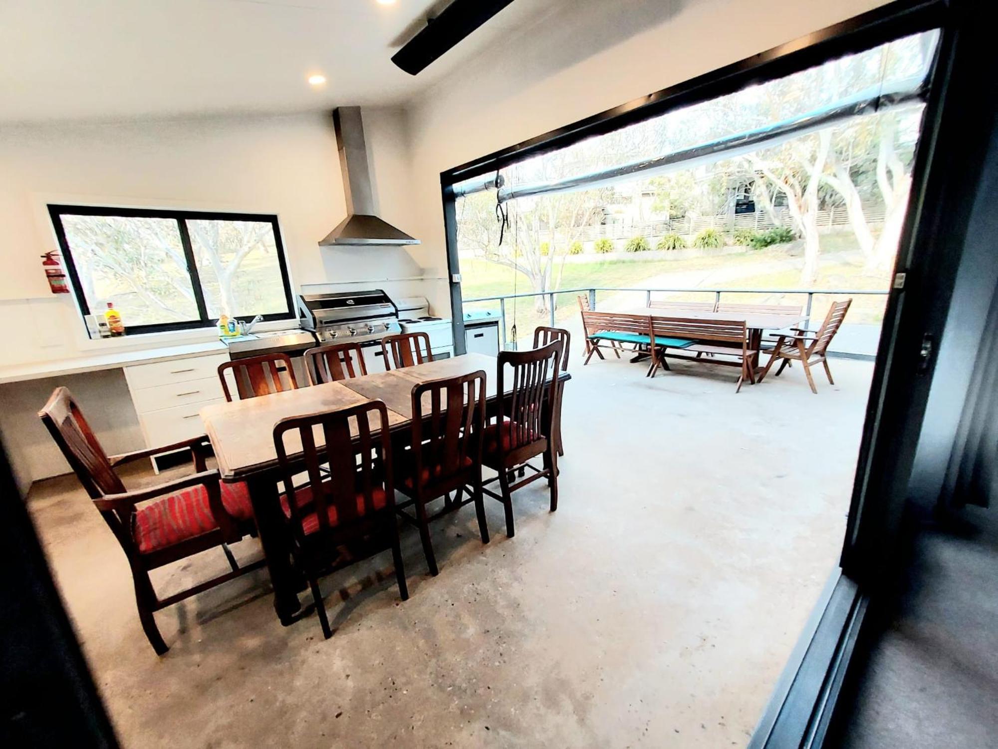 Huge Home, 9 Bed, 6 Bath, Sleeps 22, Central Location, Walk To Shops Jindabyne Esterno foto